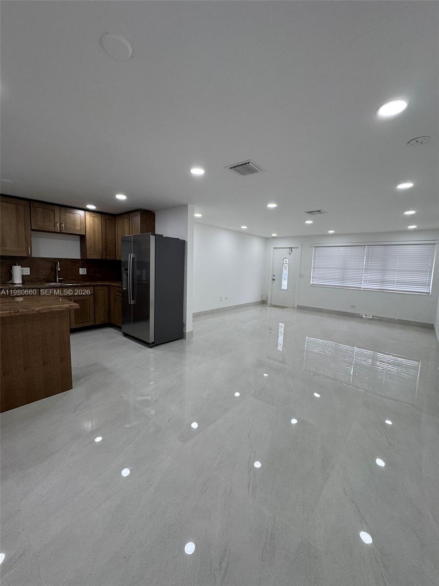 664 Colson Dr Key Largo, FL 33037