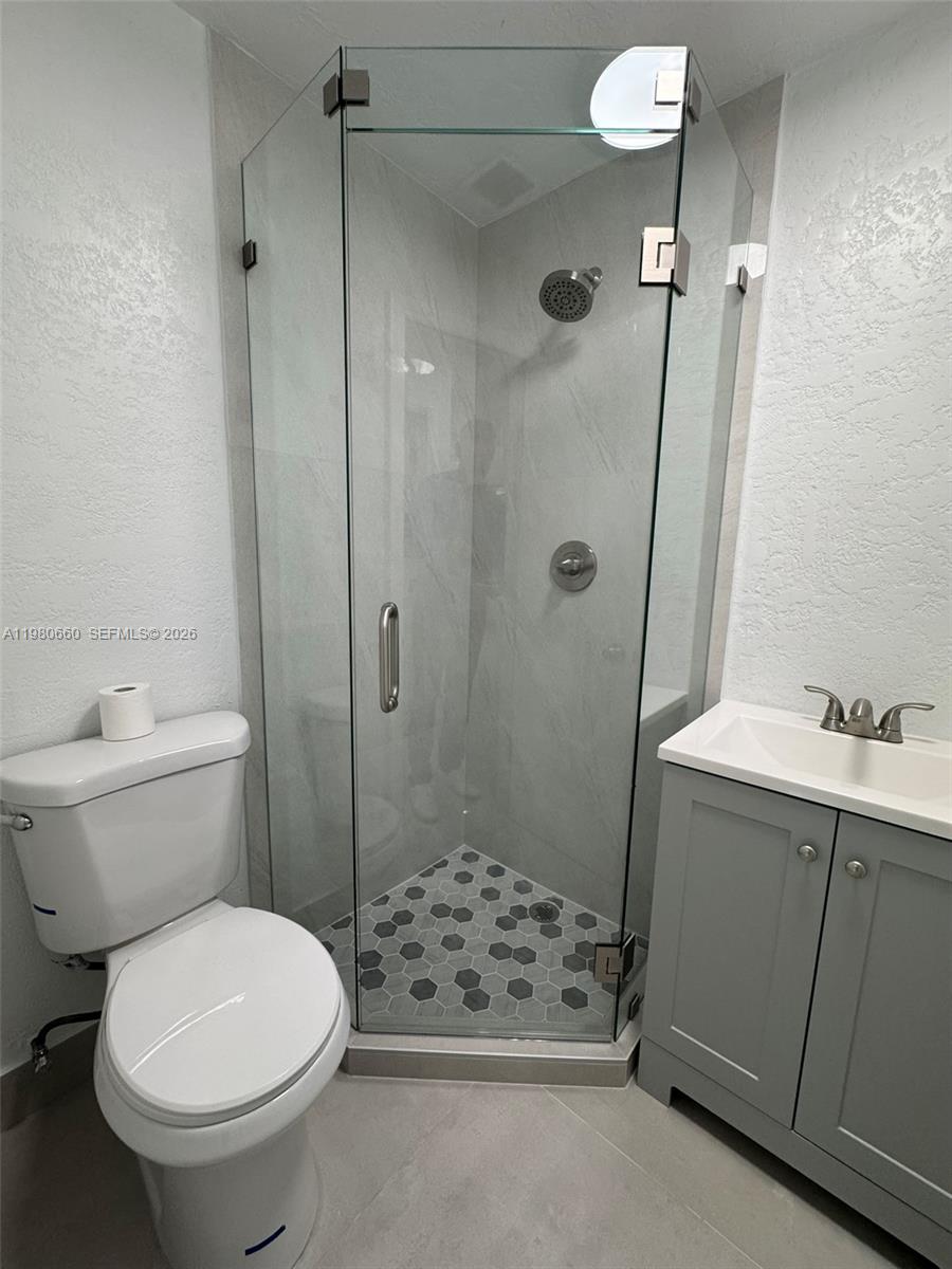 664 Colson Dr Key Largo, FL 33037