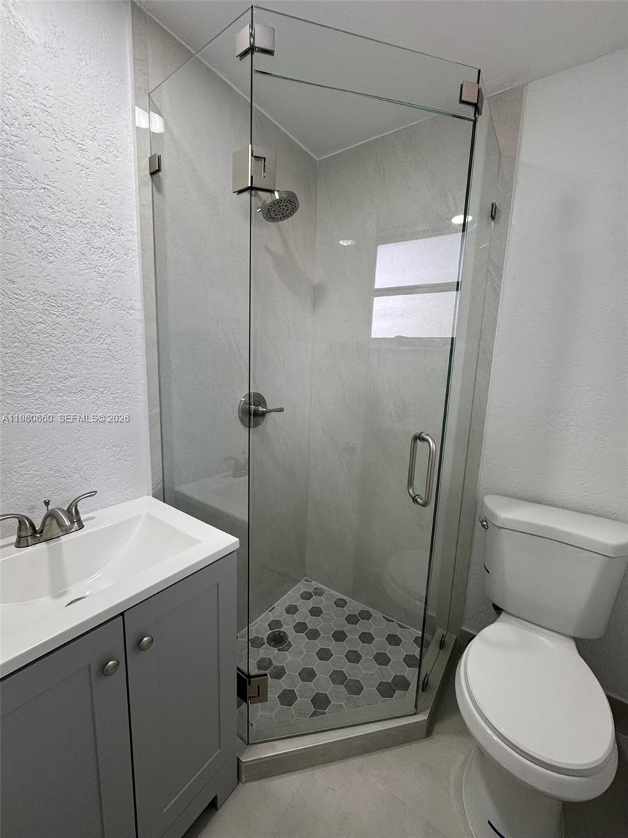 664 Colson Dr Key Largo, FL 33037