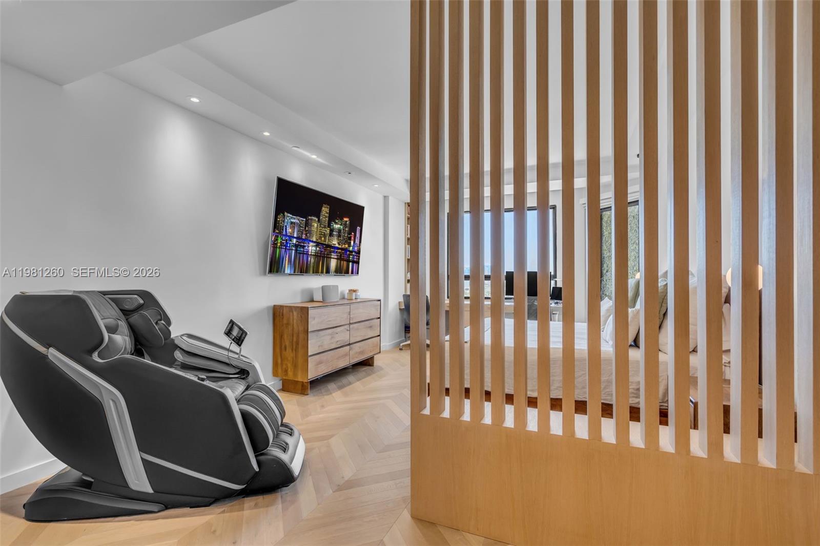 151 Crandon Blvd #1035 Key Biscayne, FL 33149