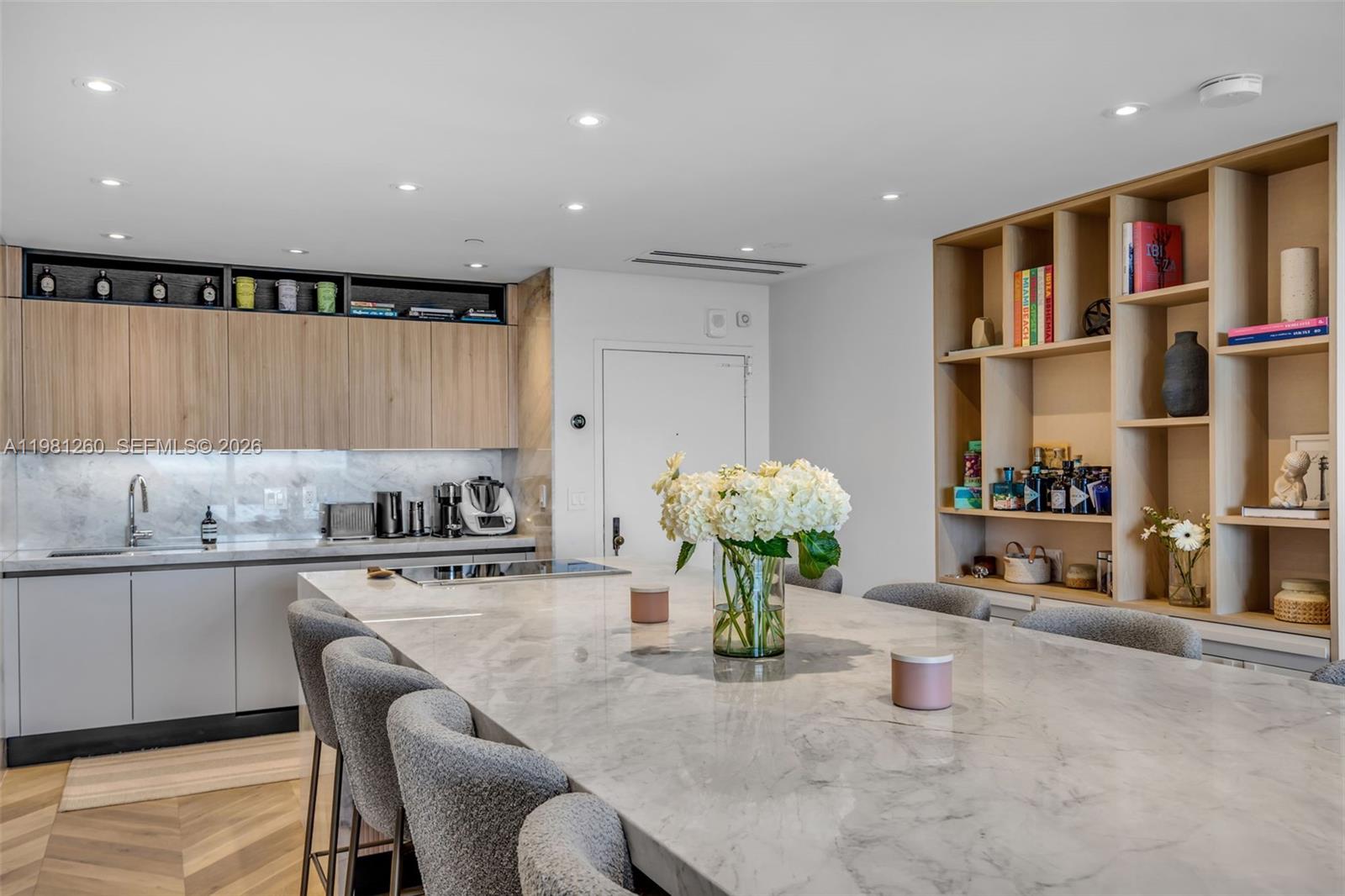 151 Crandon Blvd #1035 Key Biscayne, FL 33149