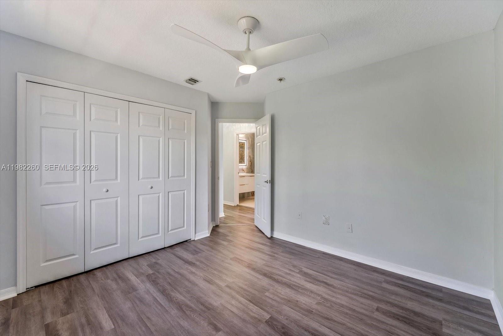 9057 SW 161st Ter Palmetto Bay, FL 33157