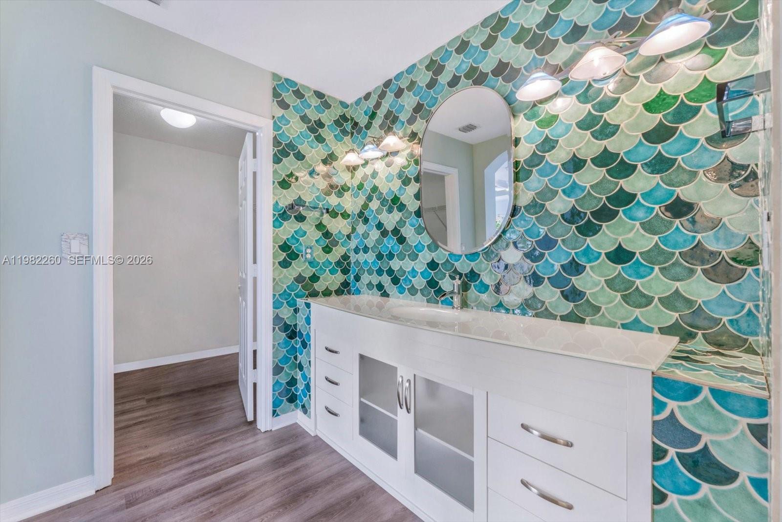 9057 SW 161st Ter Palmetto Bay, FL 33157