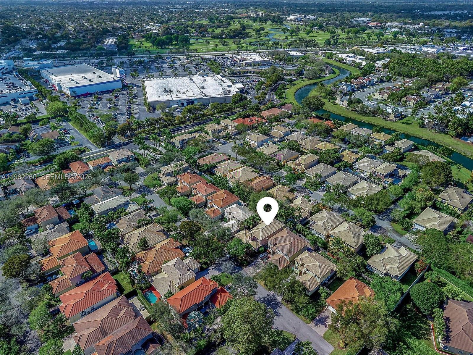 9057 SW 161st Ter Palmetto Bay, FL 33157