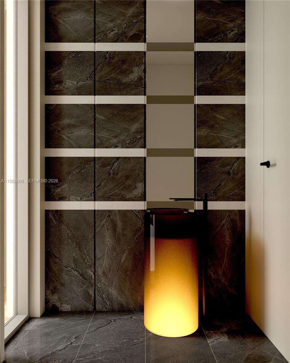 829 4th St #4 Miami Beach, FL 33139