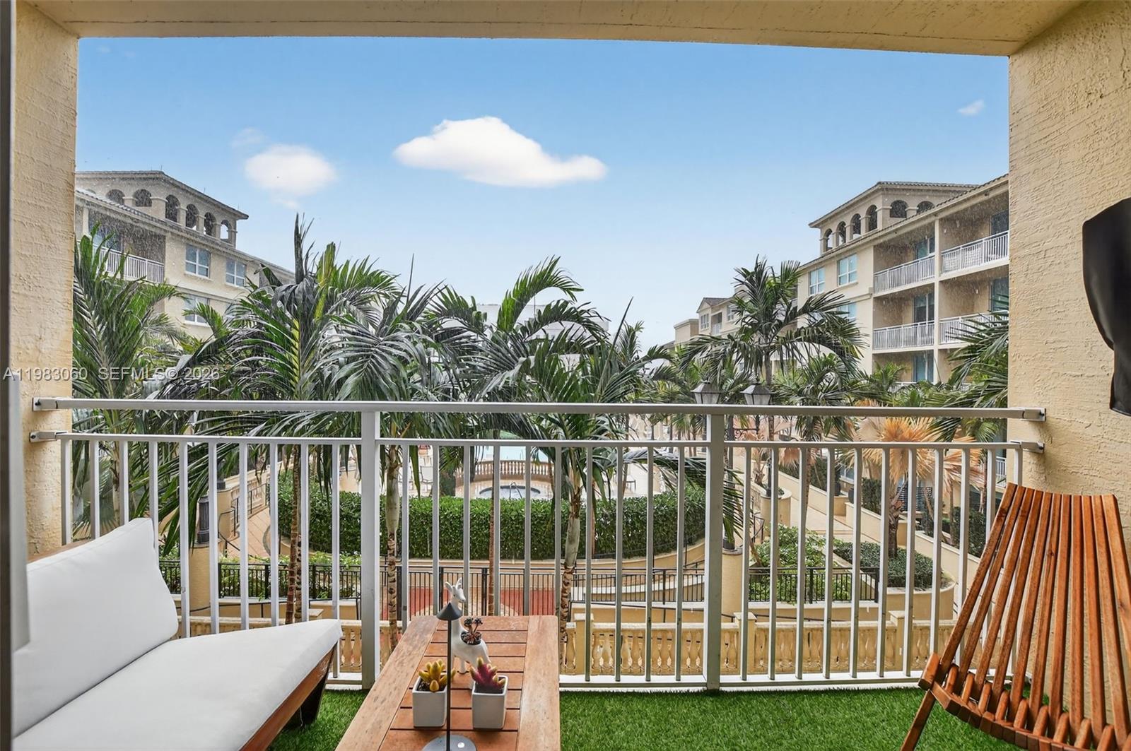 99 SE Mizner Blvd #824 Boca Raton, FL 33432