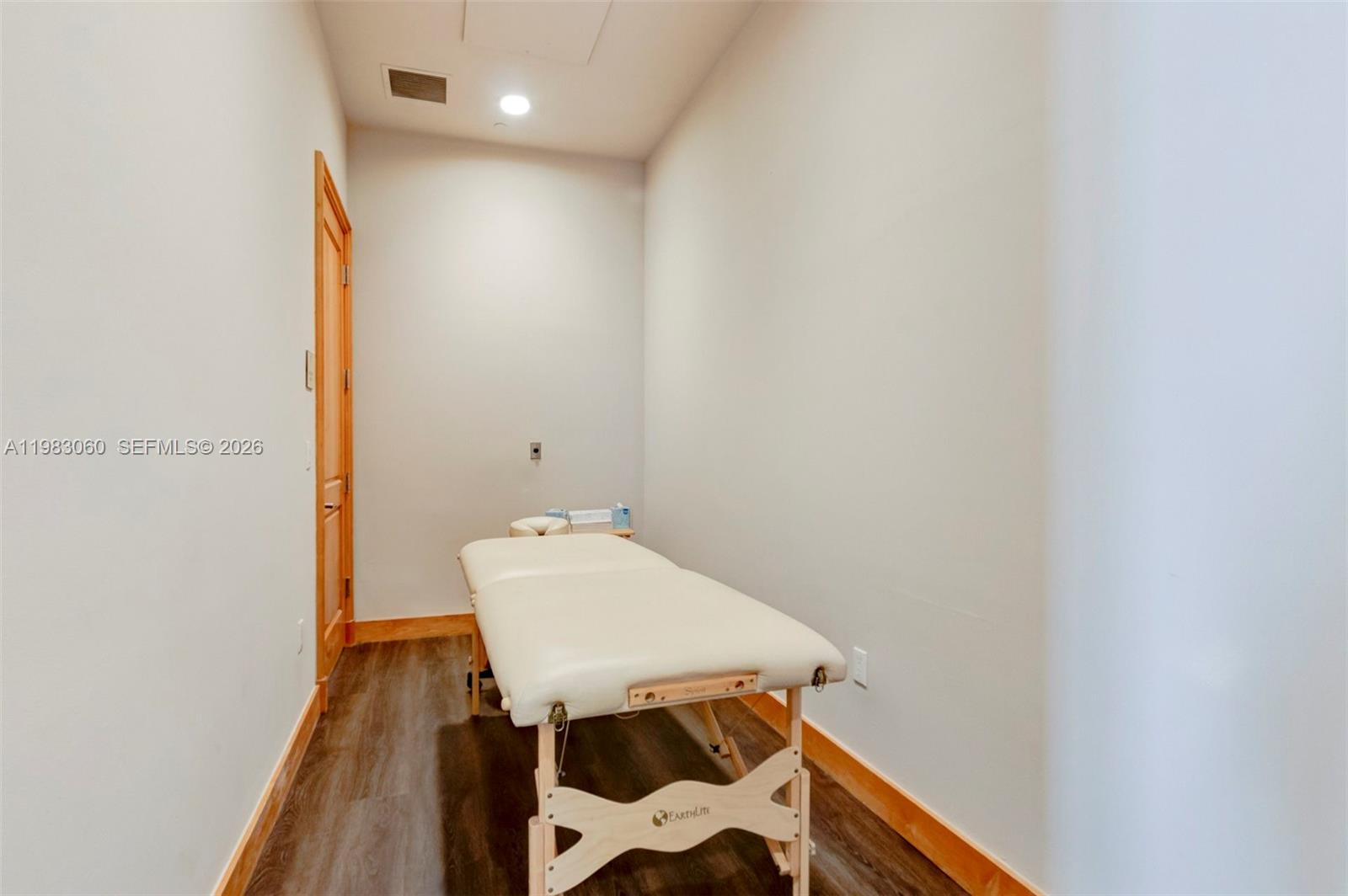 99 SE Mizner Blvd #824 Boca Raton, FL 33432