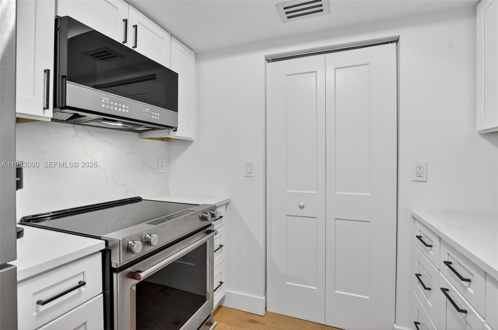 99 SE Mizner Blvd #824 Boca Raton, FL 33432