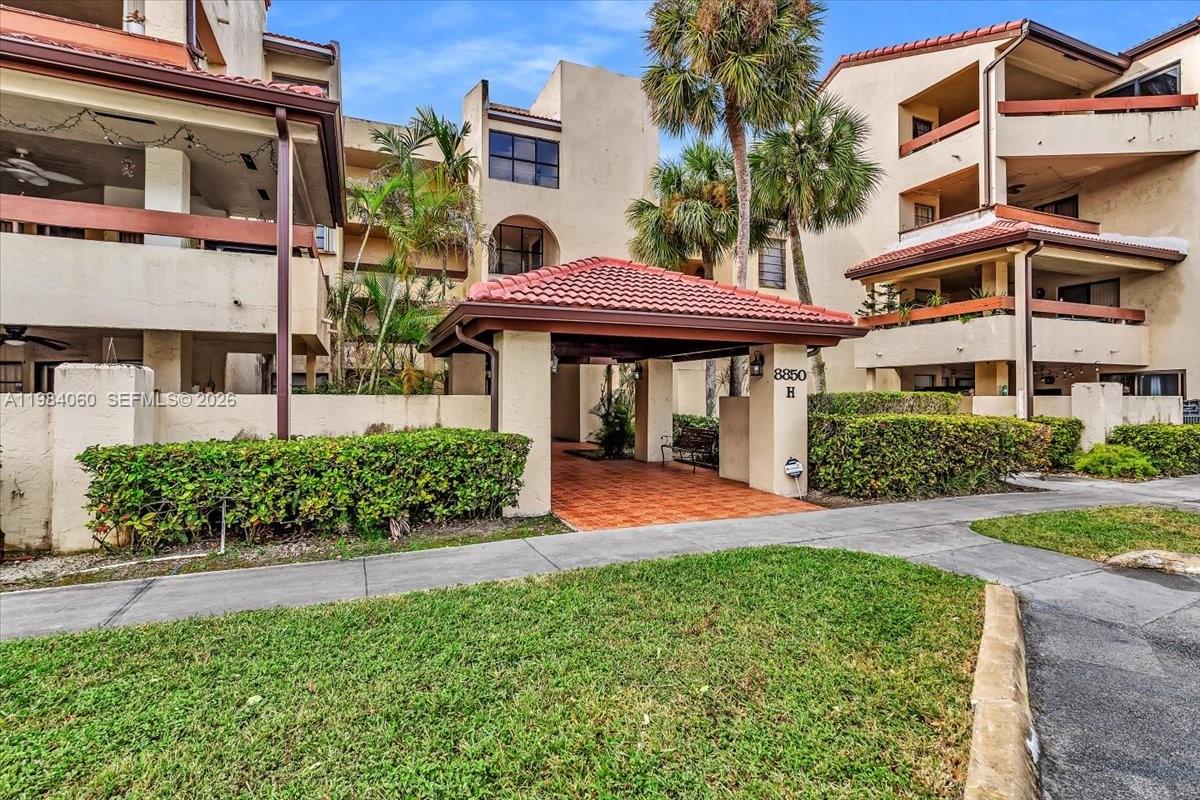 8850 SW 123rd Ct #H201