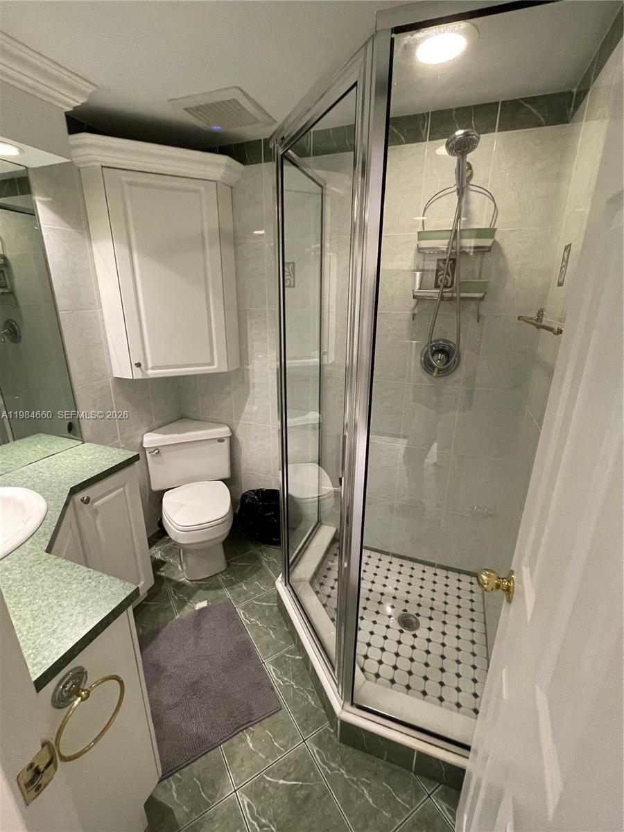 201 178th Dr #313 Sunny Isles Beach, FL 33160