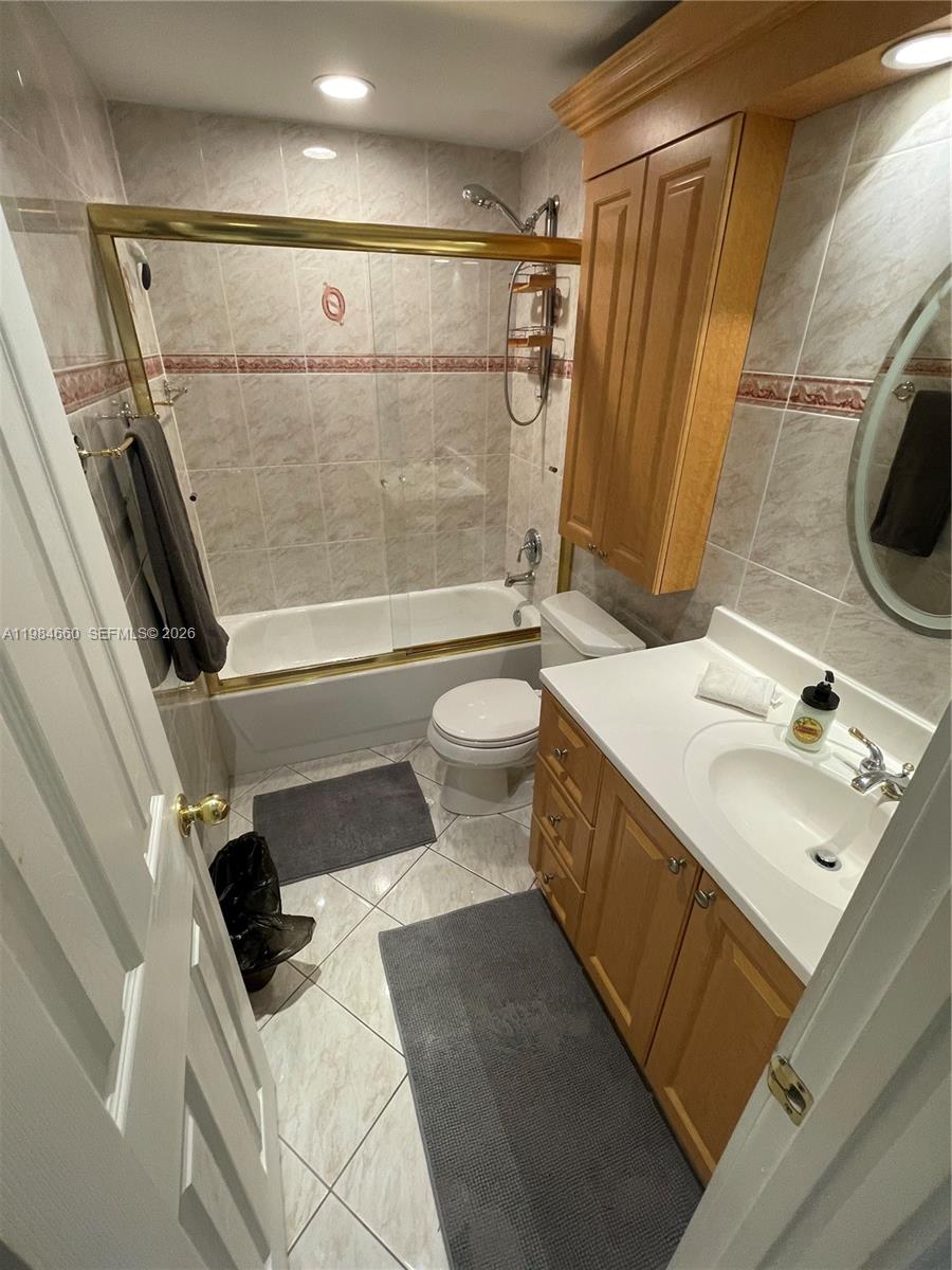 201 178th Dr #313 Sunny Isles Beach, FL 33160