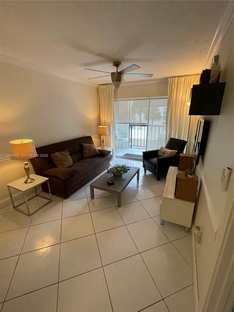 201 178th Dr #313 Sunny Isles Beach, FL 33160