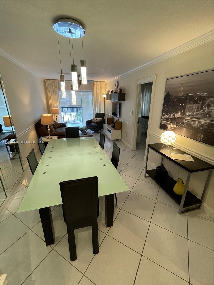 201 178th Dr #313 Sunny Isles Beach, FL 33160