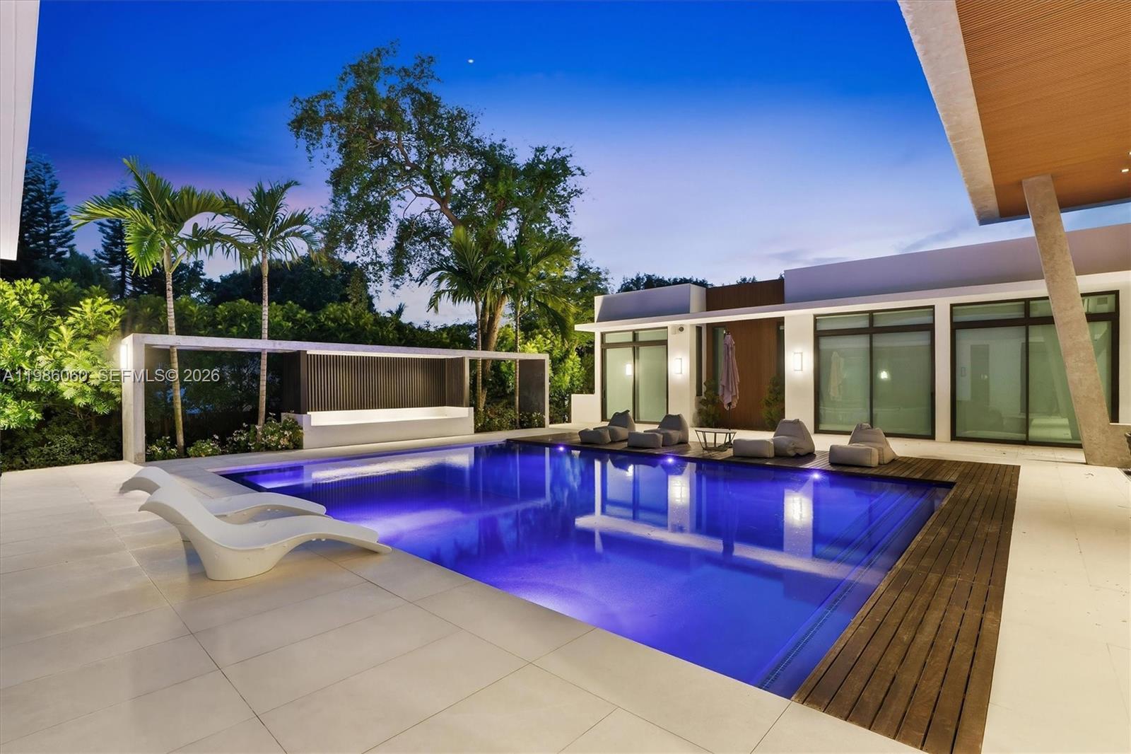 1200 NE 94th St Miami Shores, FL 33138