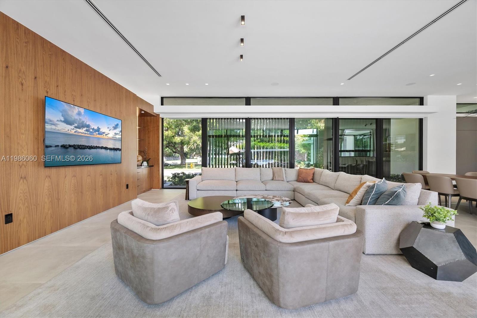 1200 NE 94th St Miami Shores, FL 33138