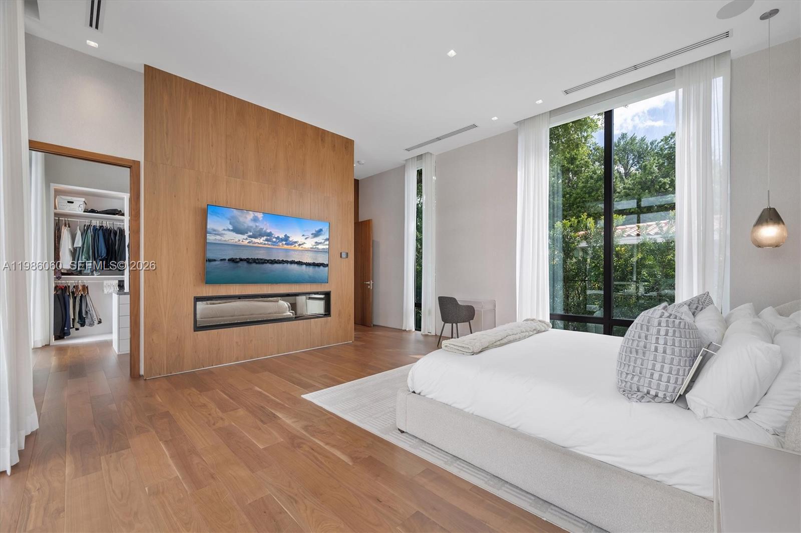 1200 NE 94th St Miami Shores, FL 33138