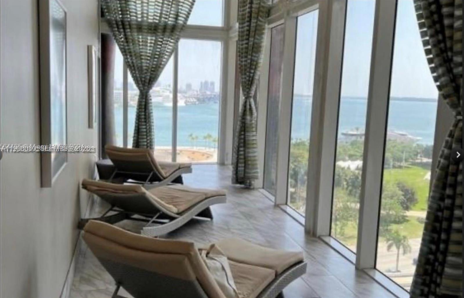 image 50 Biscayne Condo15