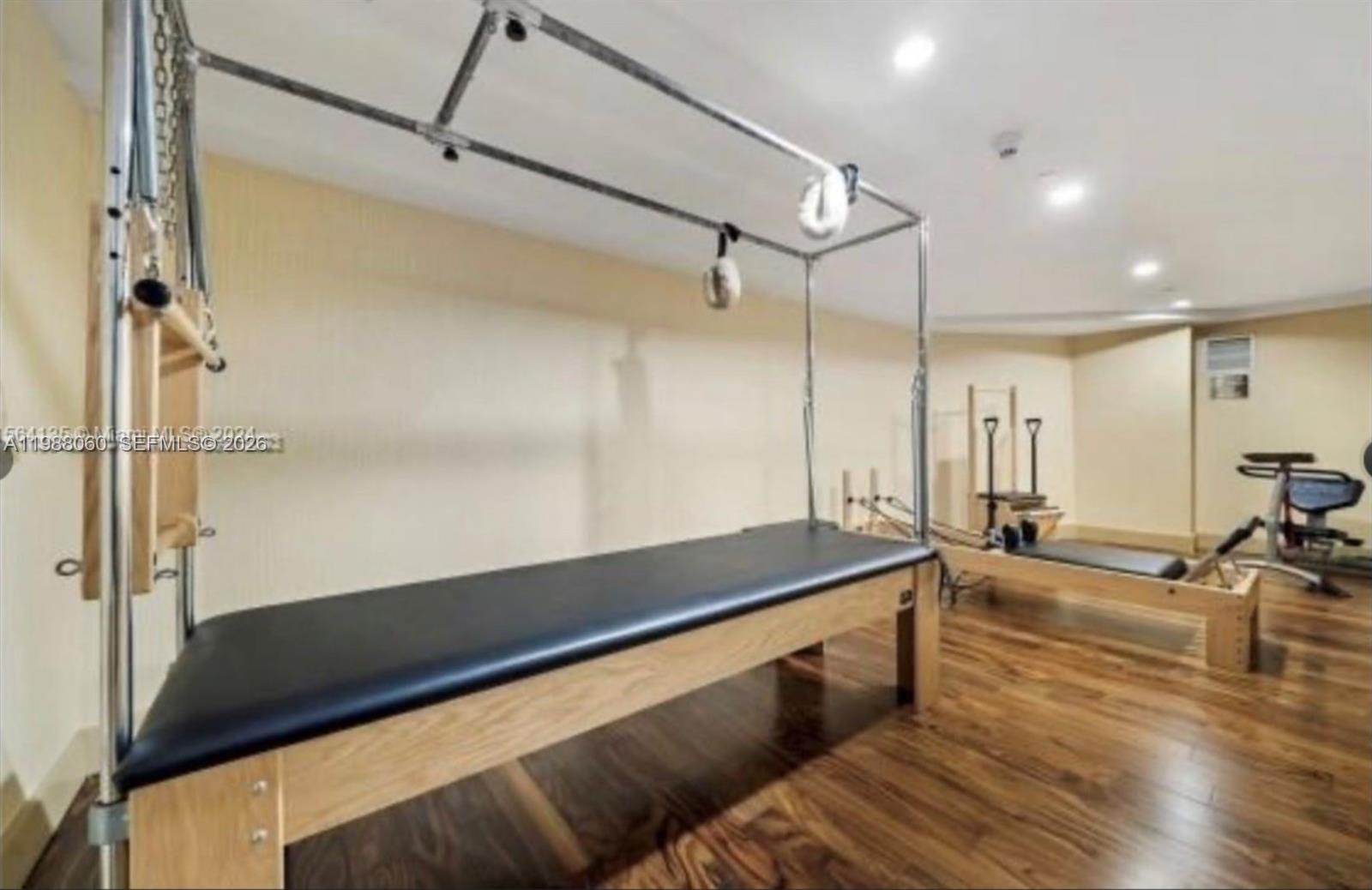 image 50 Biscayne Condo16