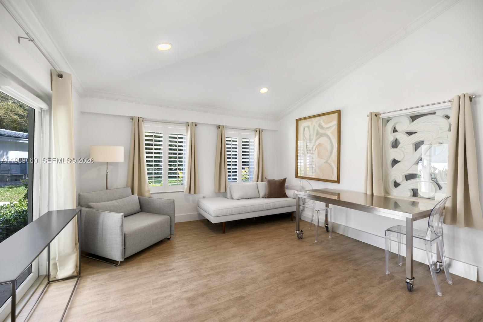 6120 Riviera Dr Coral Gables, FL 33146