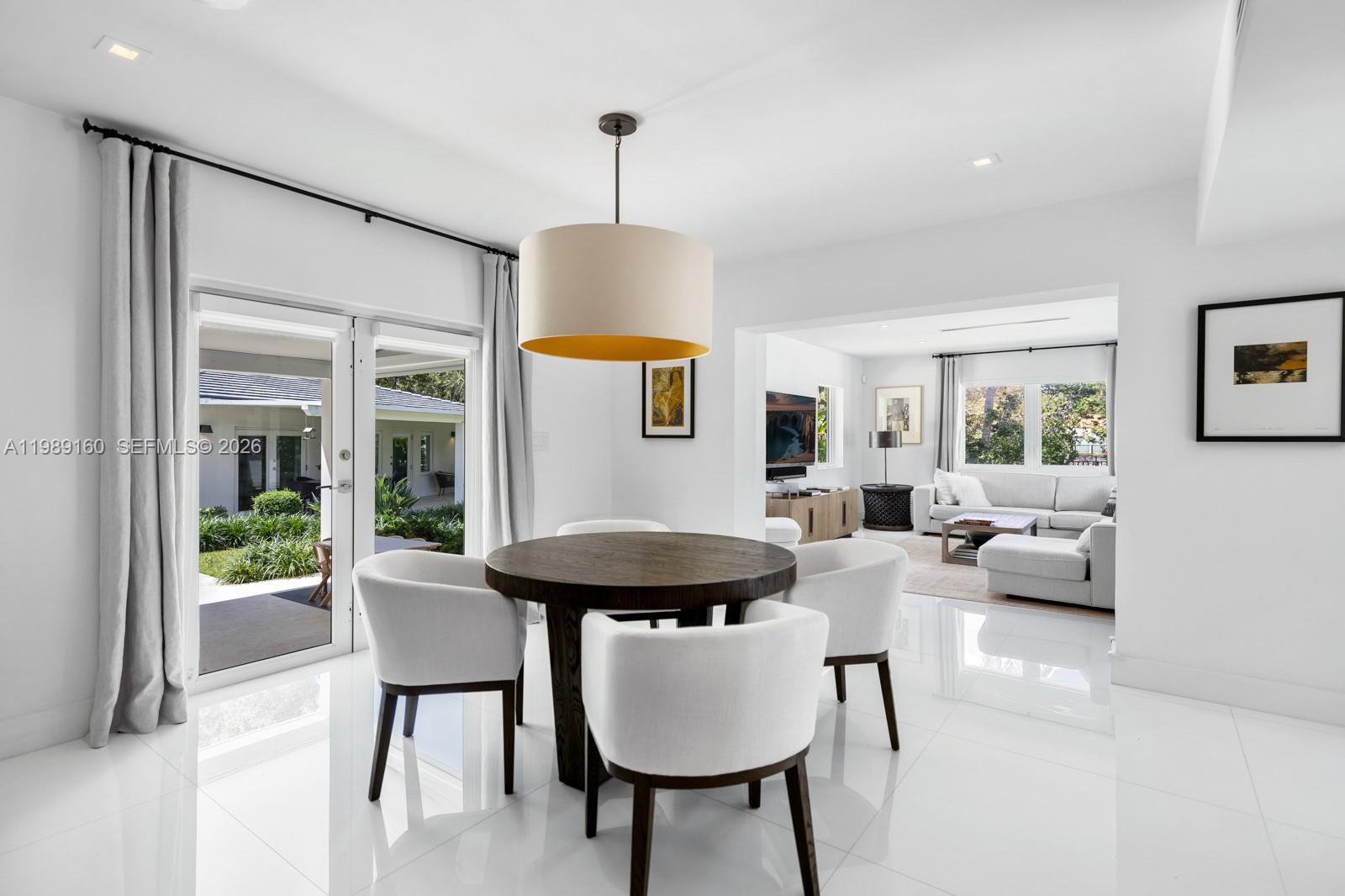 6120 Riviera Dr Coral Gables, FL 33146