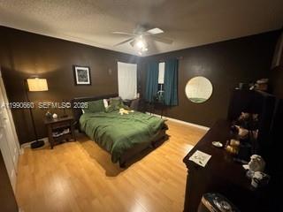 1040 NW 185th Ave Pembroke Pines, FL 33029