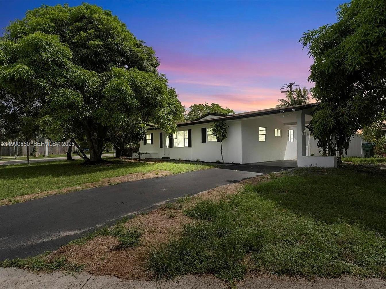 4900 NW 14th St