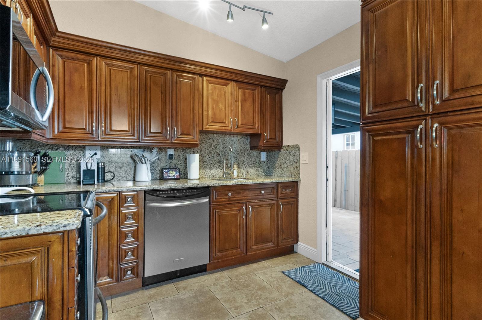 3500 SW 13th St Miami, FL 33145