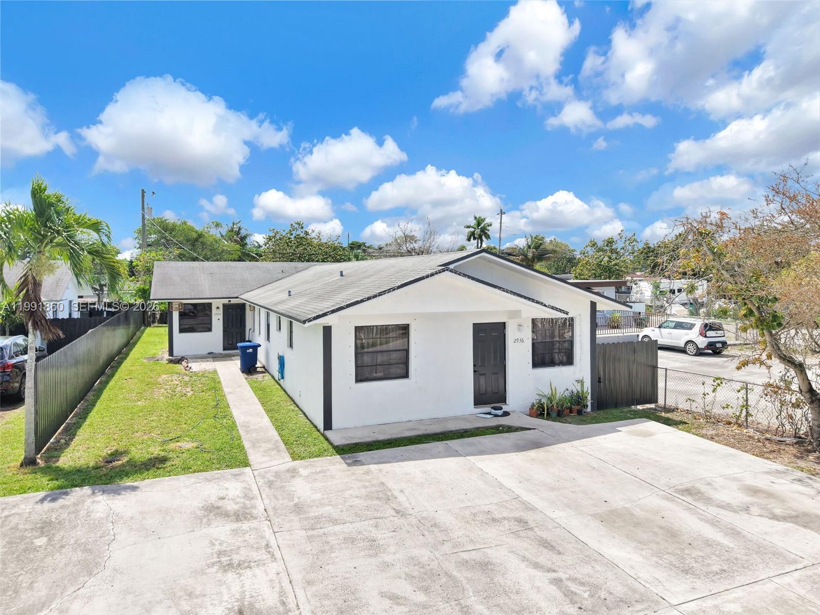 2934 NW 94th St Miami, FL 33147