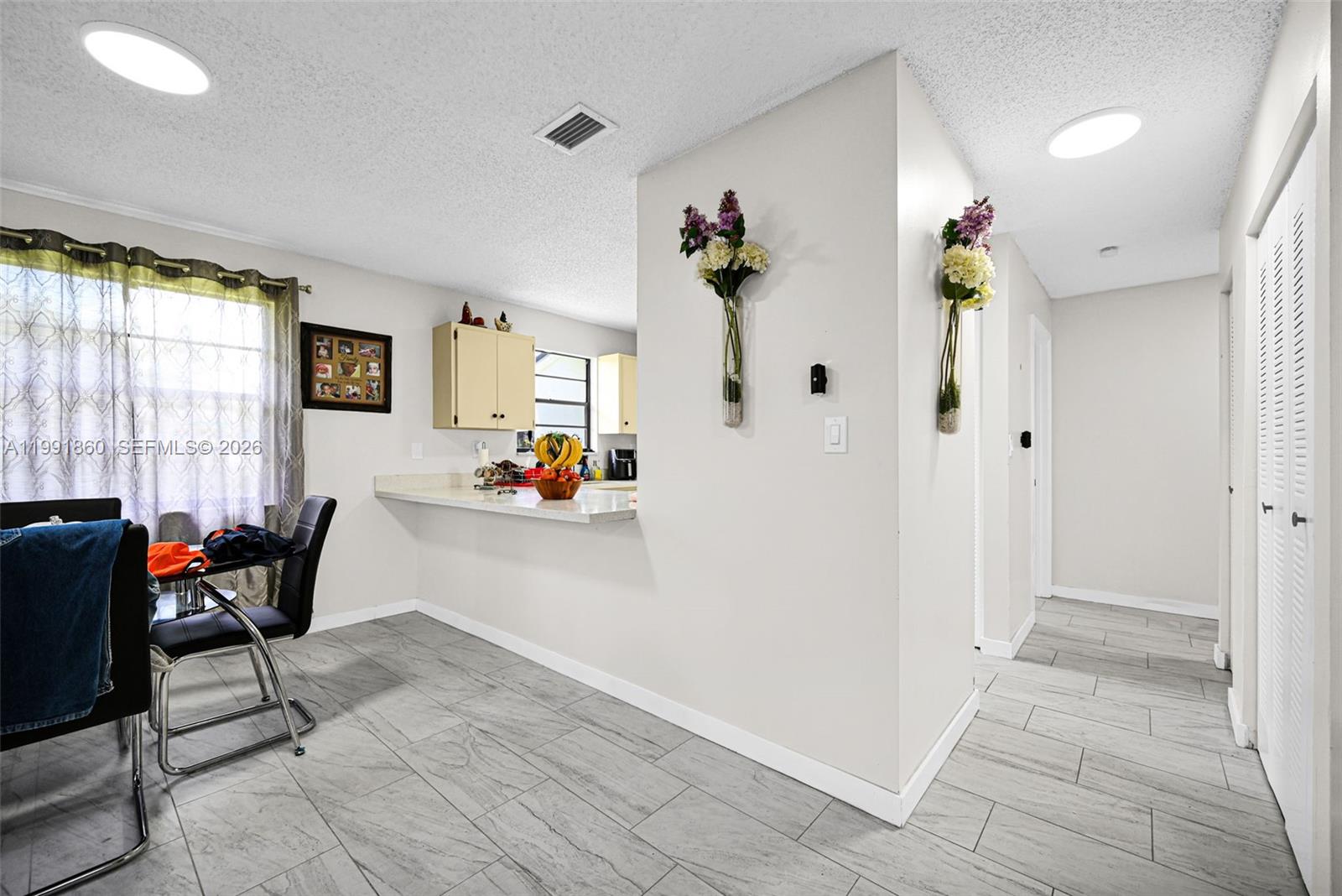 2934 NW 94th St Miami, FL 33147