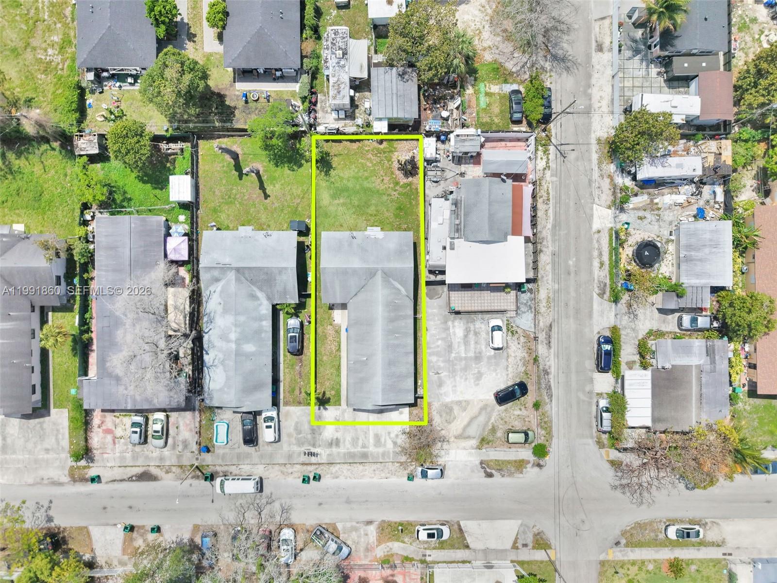 2934 NW 94th St Miami, FL 33147