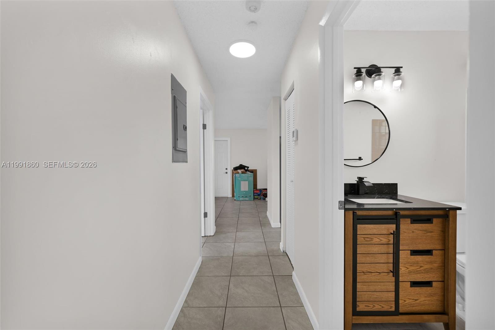 2934 NW 94th St Miami, FL 33147