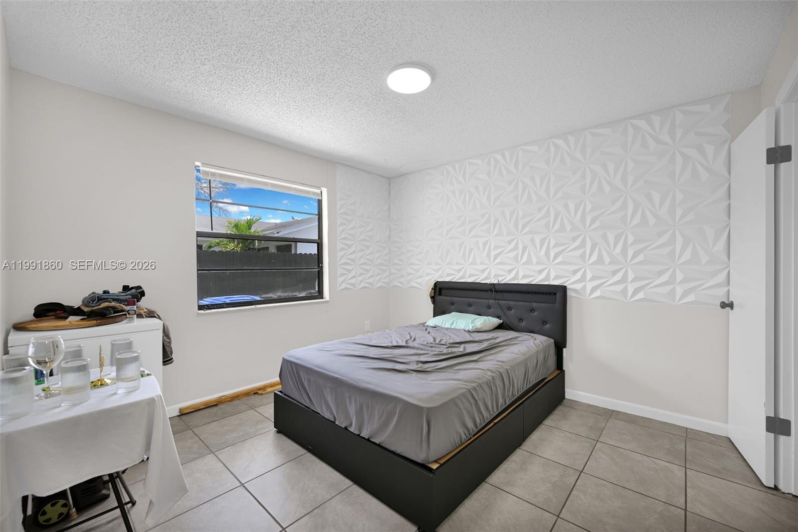 2934 NW 94th St Miami, FL 33147