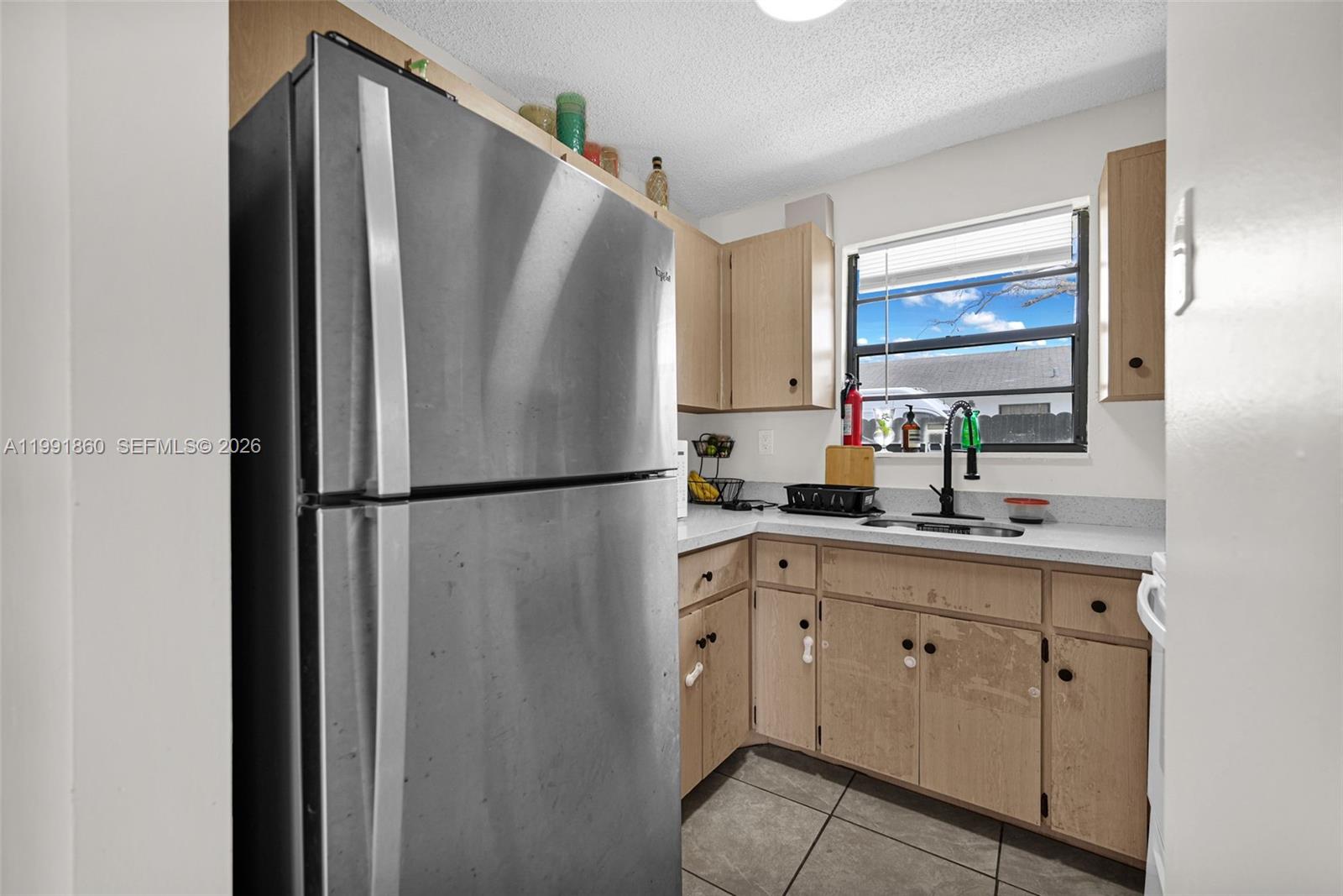 2934 NW 94th St Miami, FL 33147