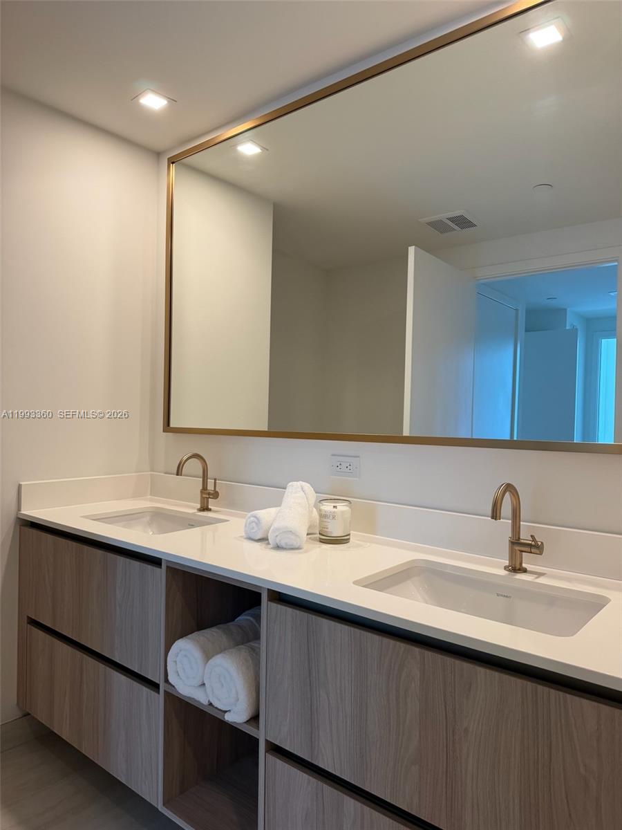 image Viceroy Brickell Residences11