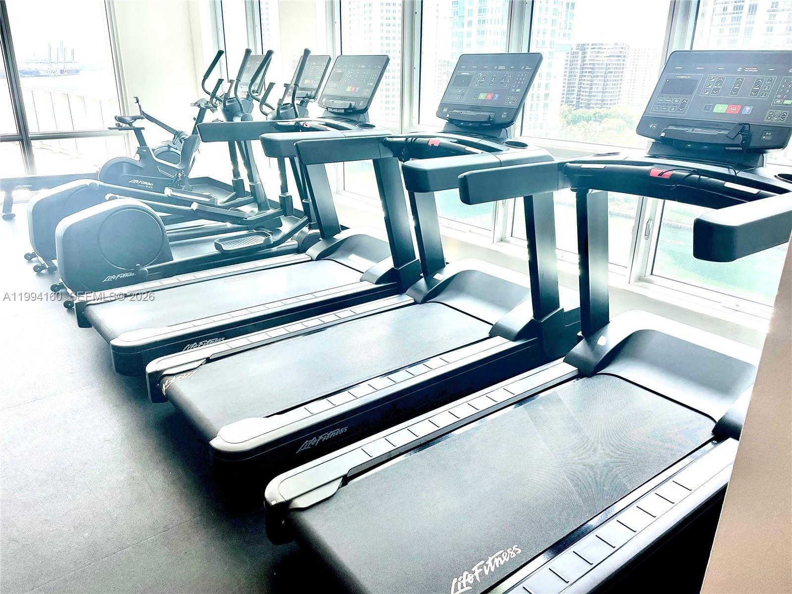 300 S Biscayne Blvd #T-2012 Miami, FL 33131