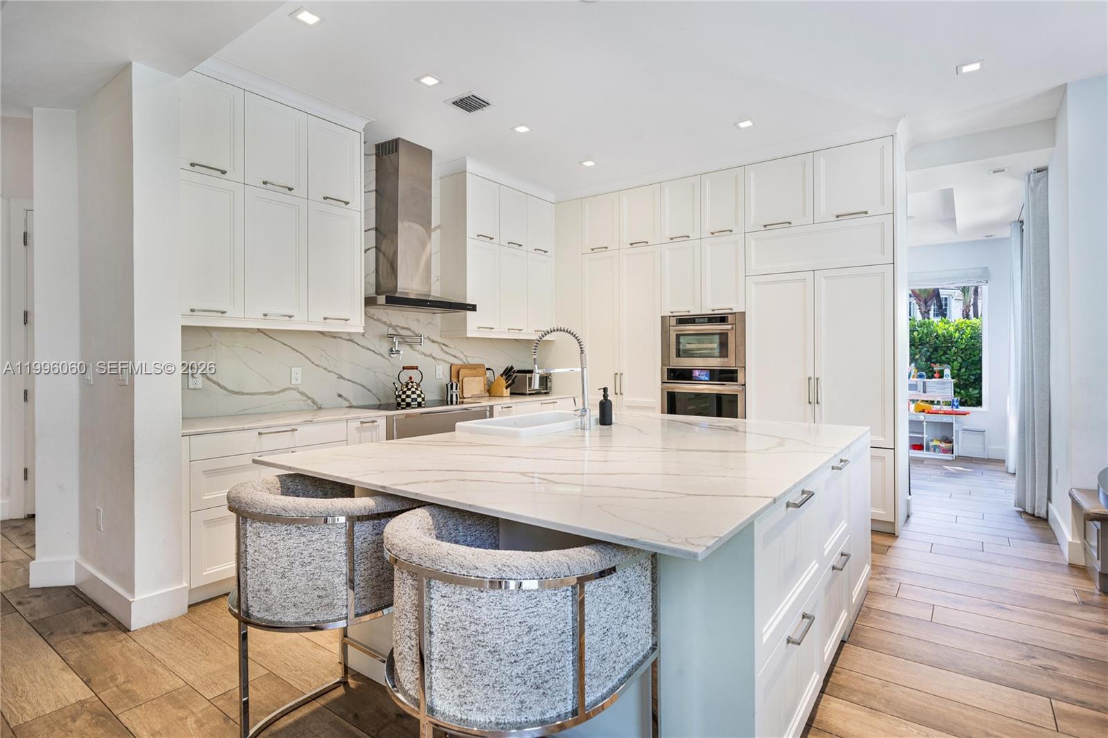 3703 NE 199th St Aventura, FL 33180