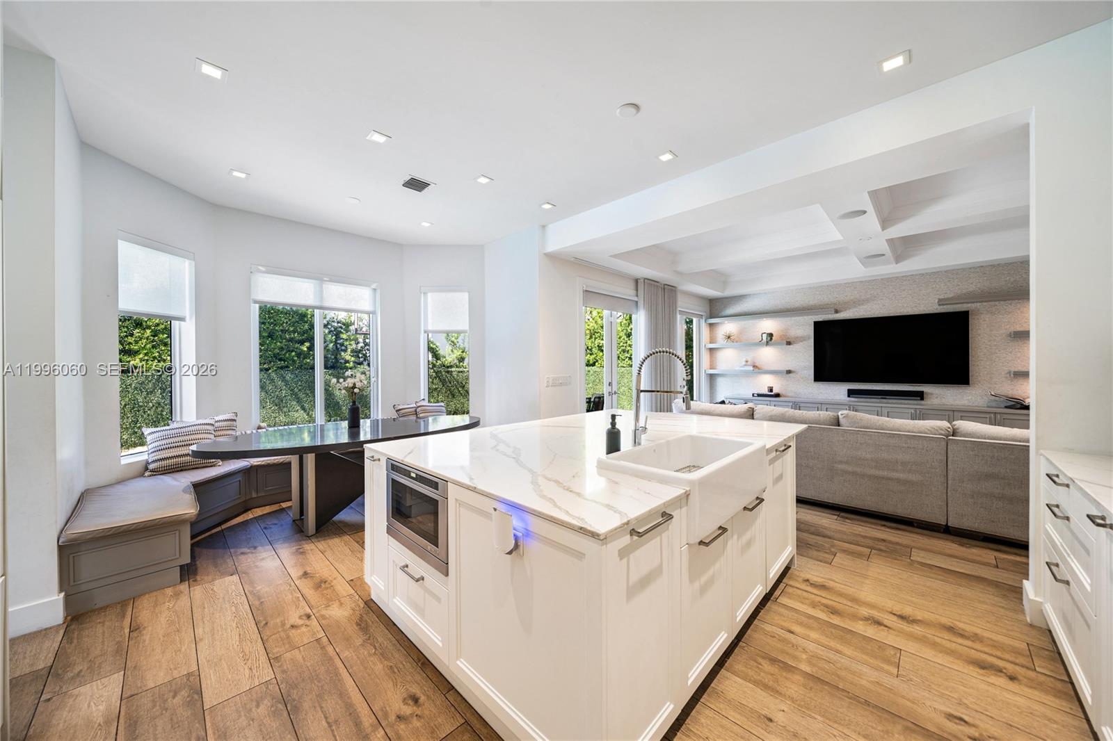 3703 NE 199th St Aventura, FL 33180