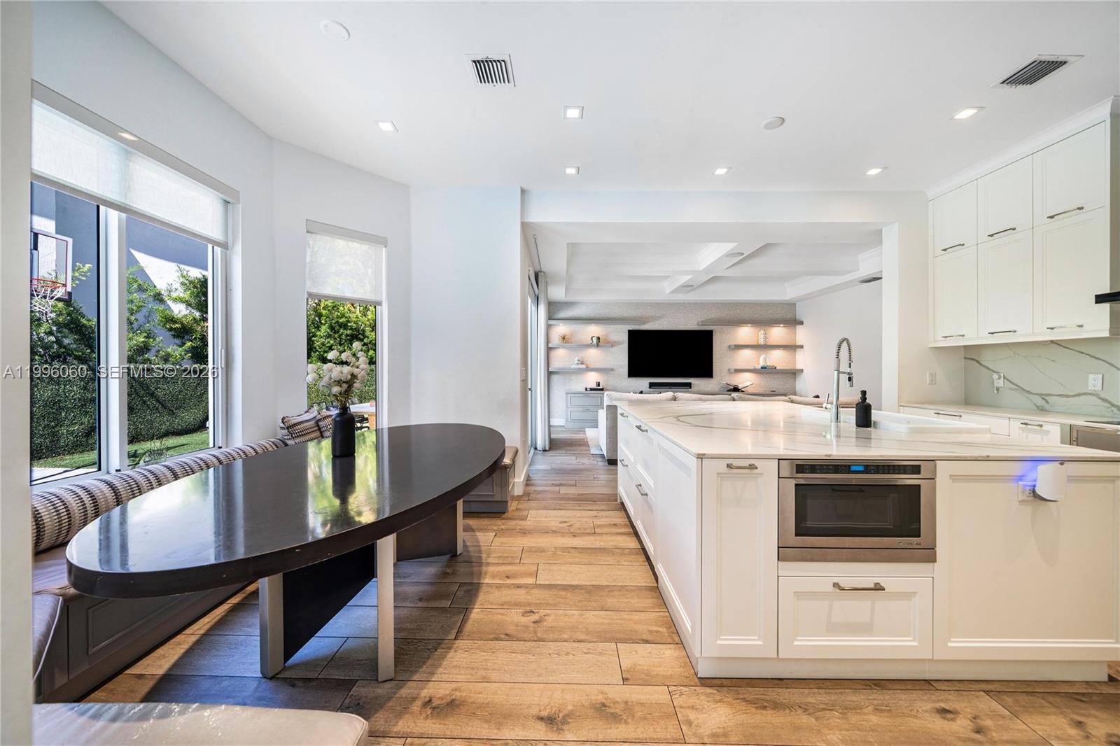 3703 NE 199th St Aventura, FL 33180