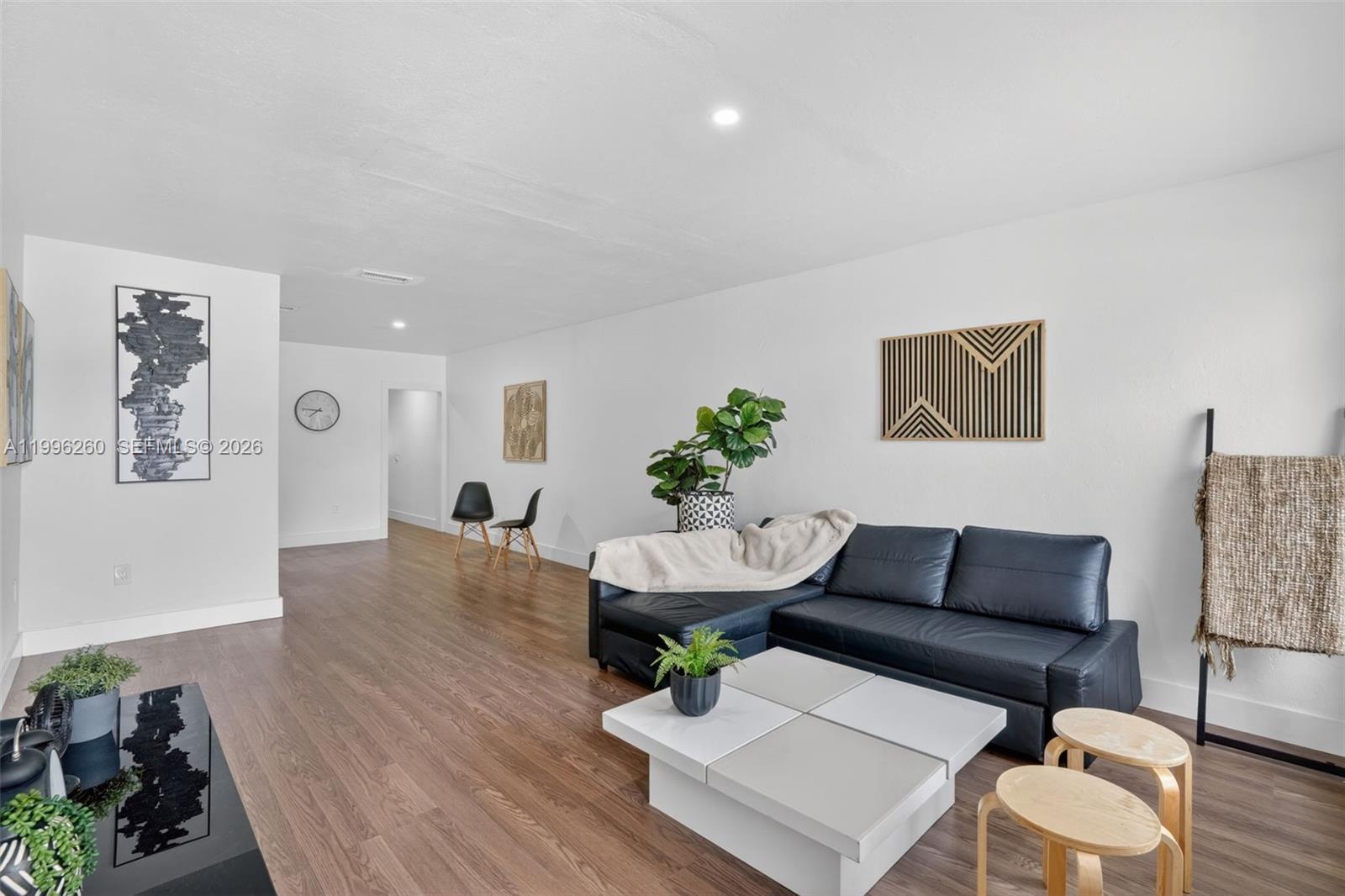 7811 NE 10th Ct Miami, FL 33138