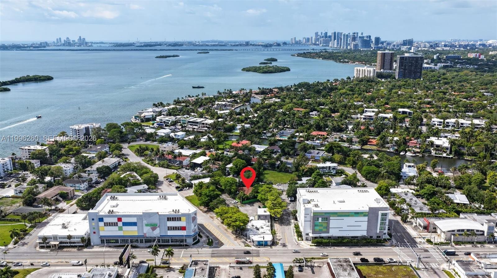7811 NE 10th Ct Miami, FL 33138