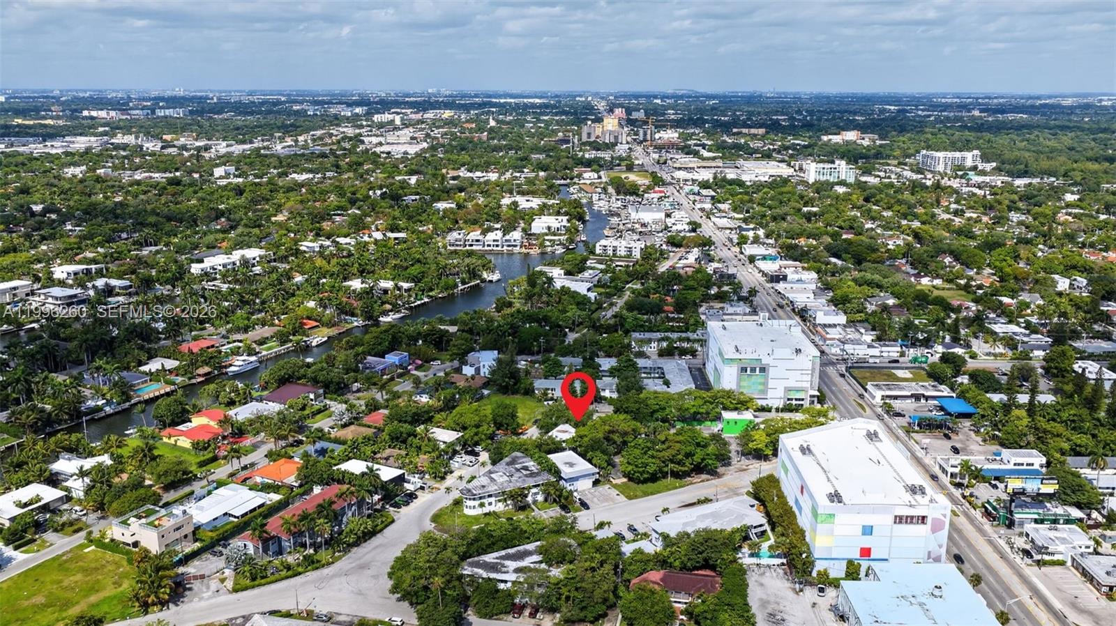7811 NE 10th Ct Miami, FL 33138