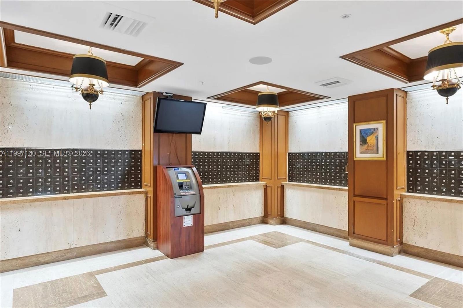 6039 Collins Ave #1607 Miami Beach, FL 33140