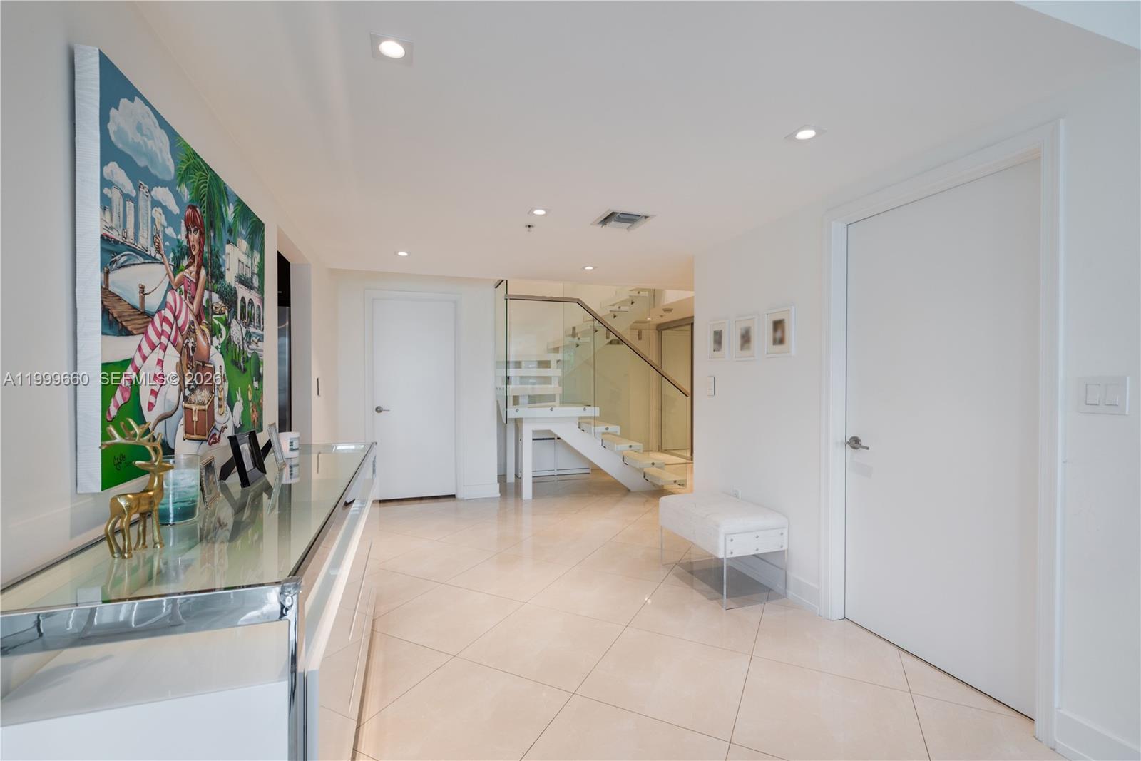 image Eloquence on the Bay10