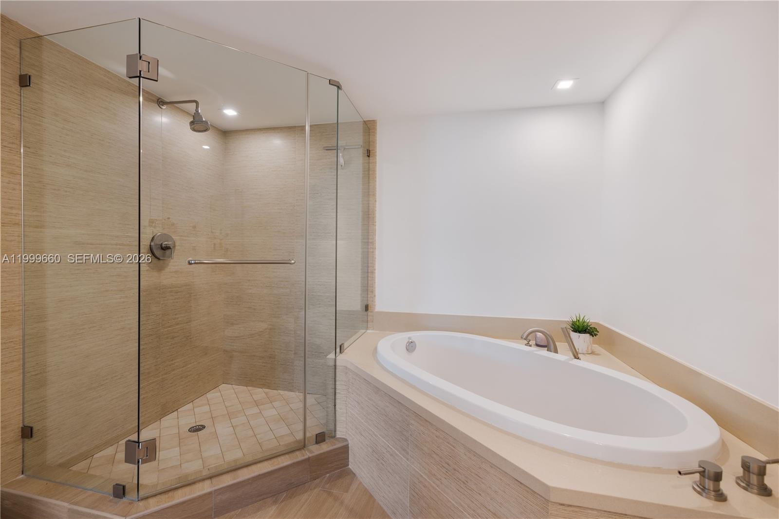 image Eloquence on the Bay26