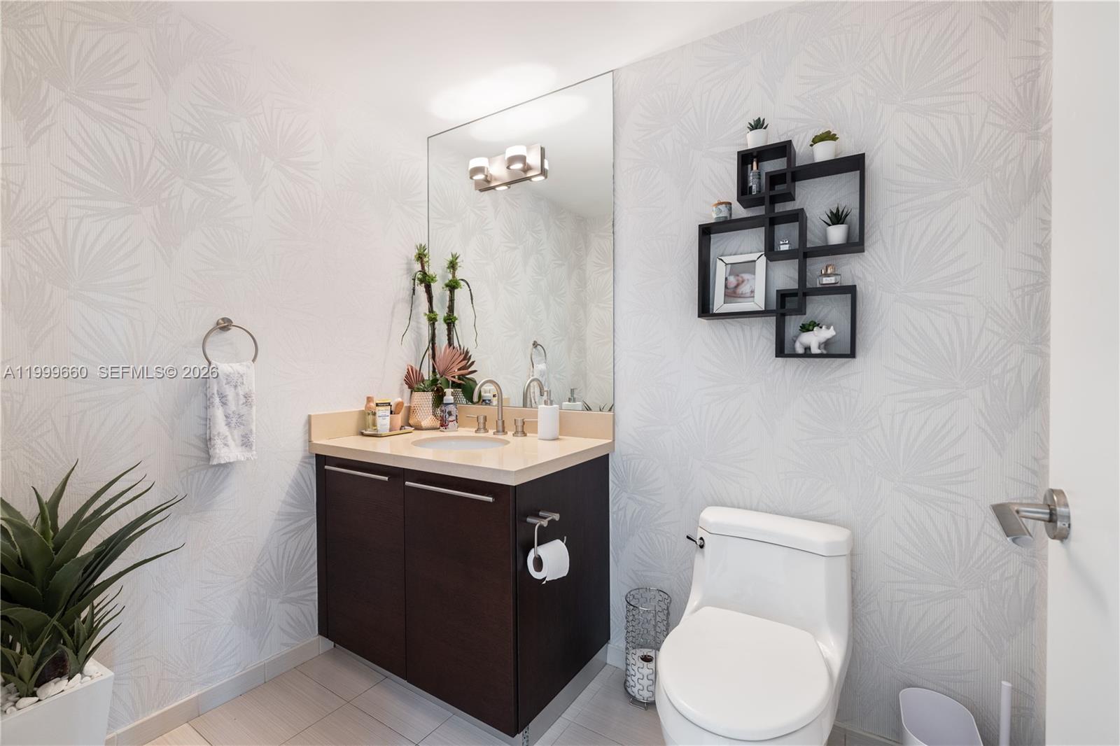 image Eloquence on the Bay28