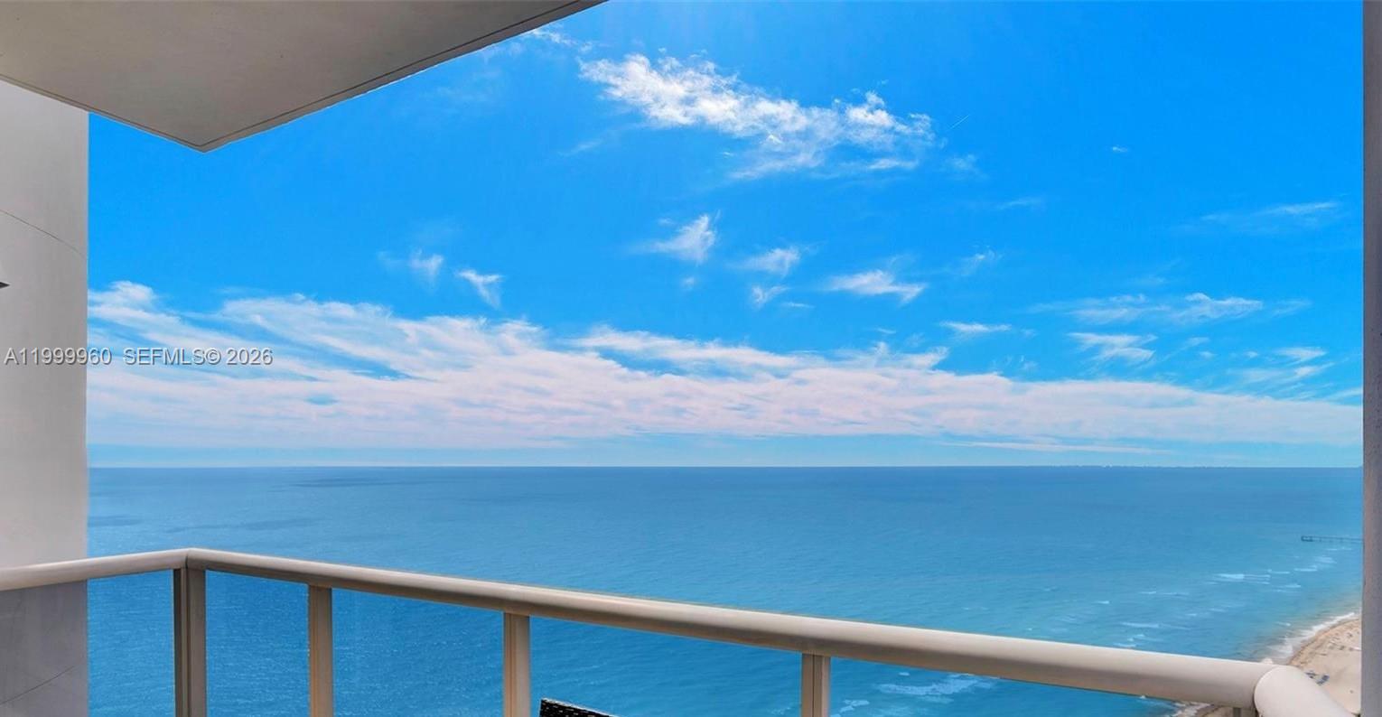 18101 Collins Ave #5104 Sunny Isles Beach, FL 33160