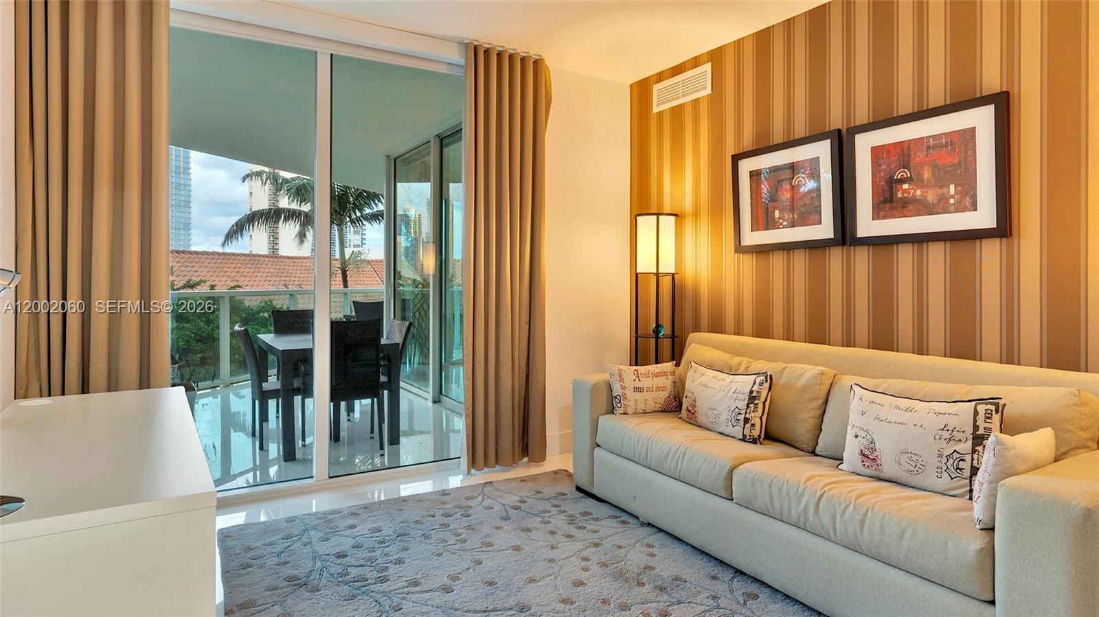 image St Tropez Sunny Isles31