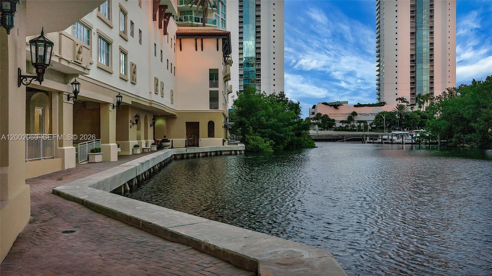 image St Tropez Sunny Isles37