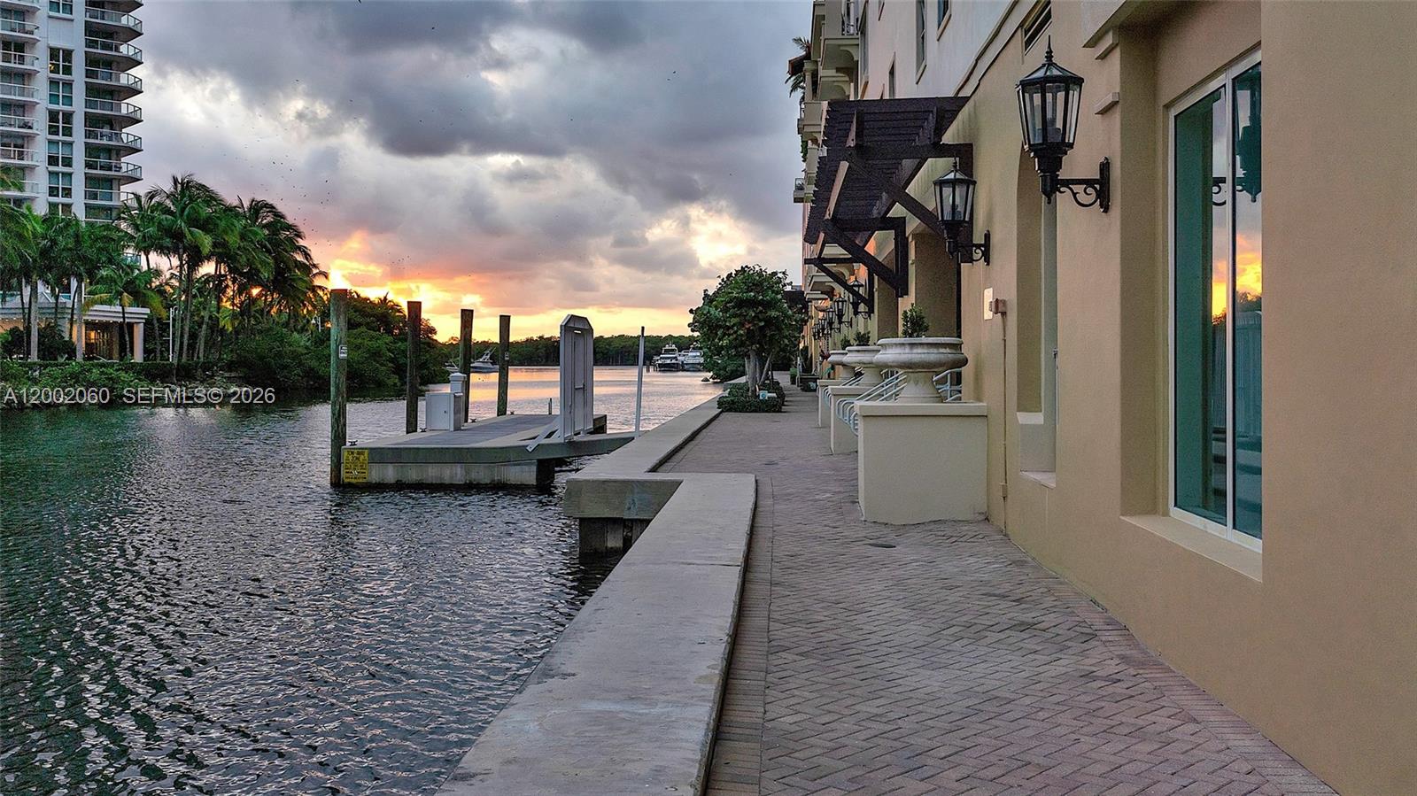 image St Tropez Sunny Isles38