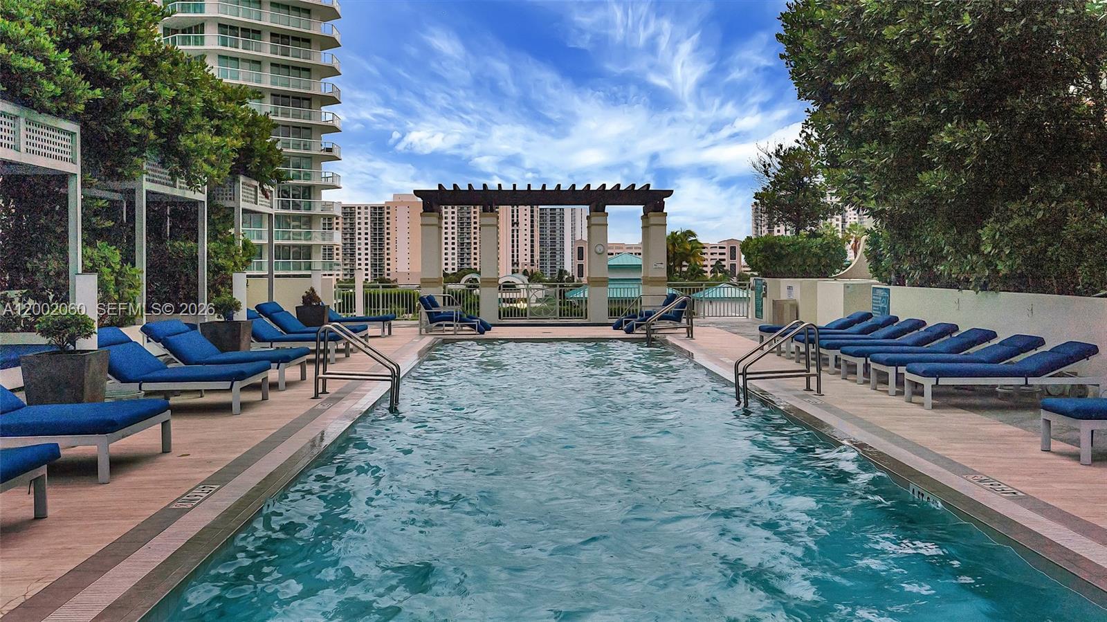 image St Tropez Sunny Isles41